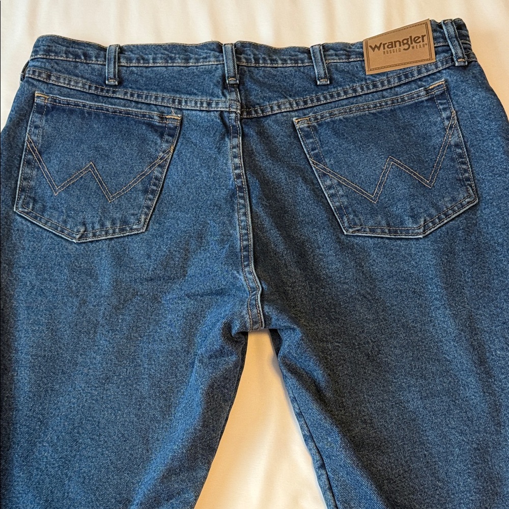 Wrangler Men's Insulated Relaxed Fit Dark Blue Jeans